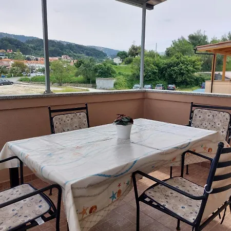 Apartment Apartman Dijana Rab Town
